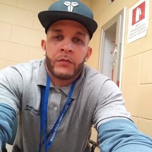 Meet your Posher, Luis